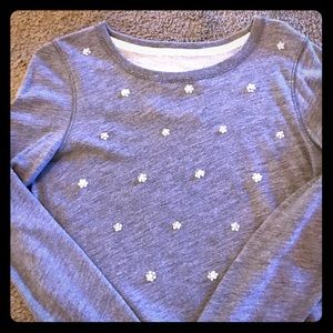 Lightly worn comfy dressy sweatshirt.